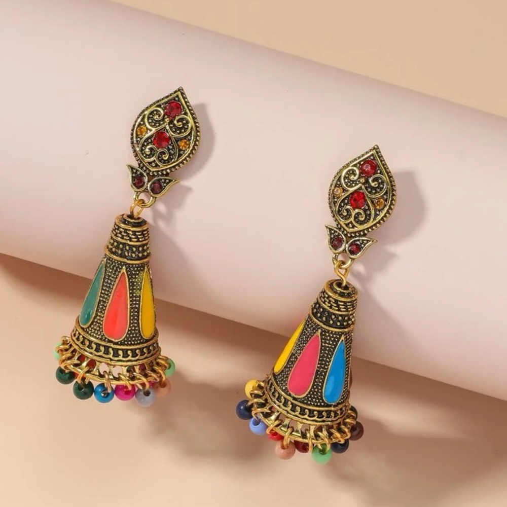 Accepting Offer! Beautiful Multicolored Vintage J… - image 6